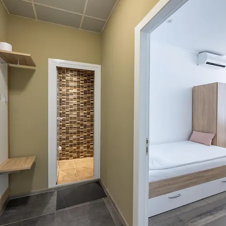 Apartament E-home *